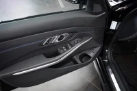 BMW 320 2.0 140kW thumbnail