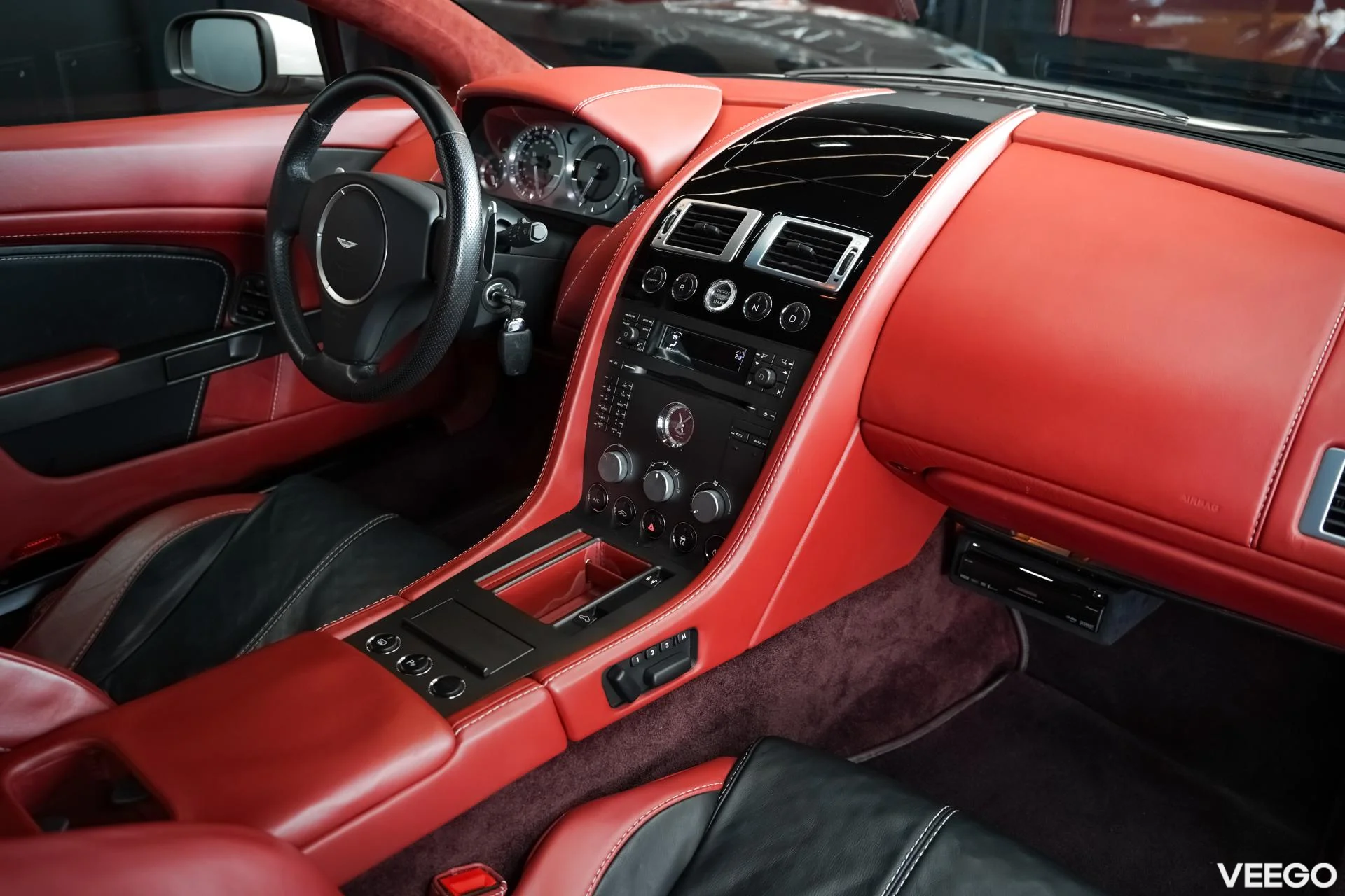Aston Martin Vantage 4.3 283kW