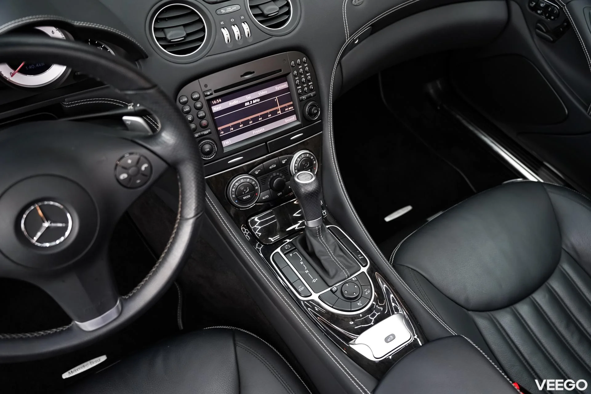 Mercedes-Benz SL350 3.5 232kW