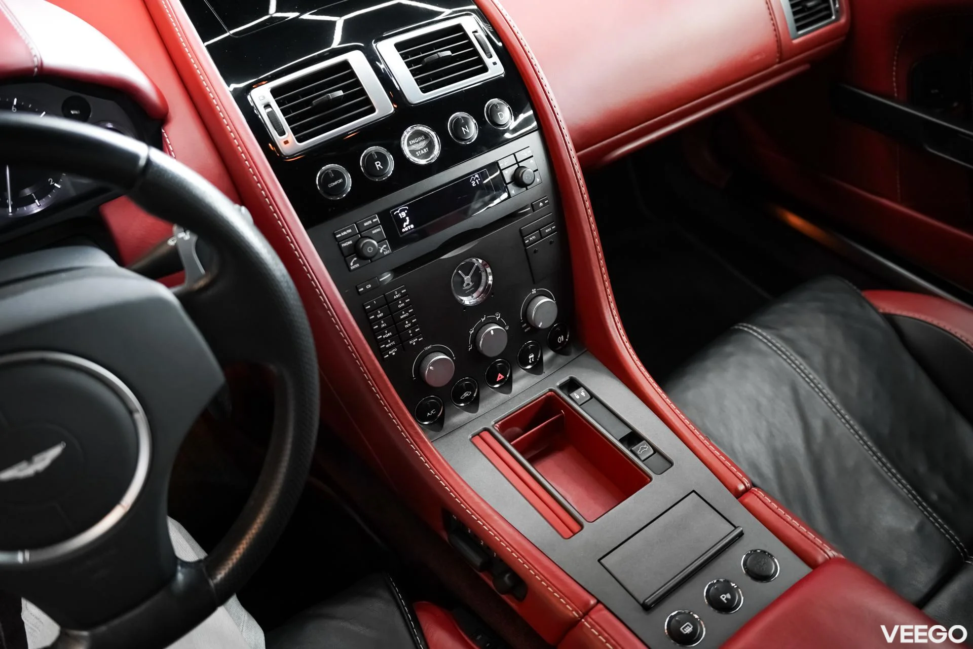 Aston Martin Vantage 4.3 283kW