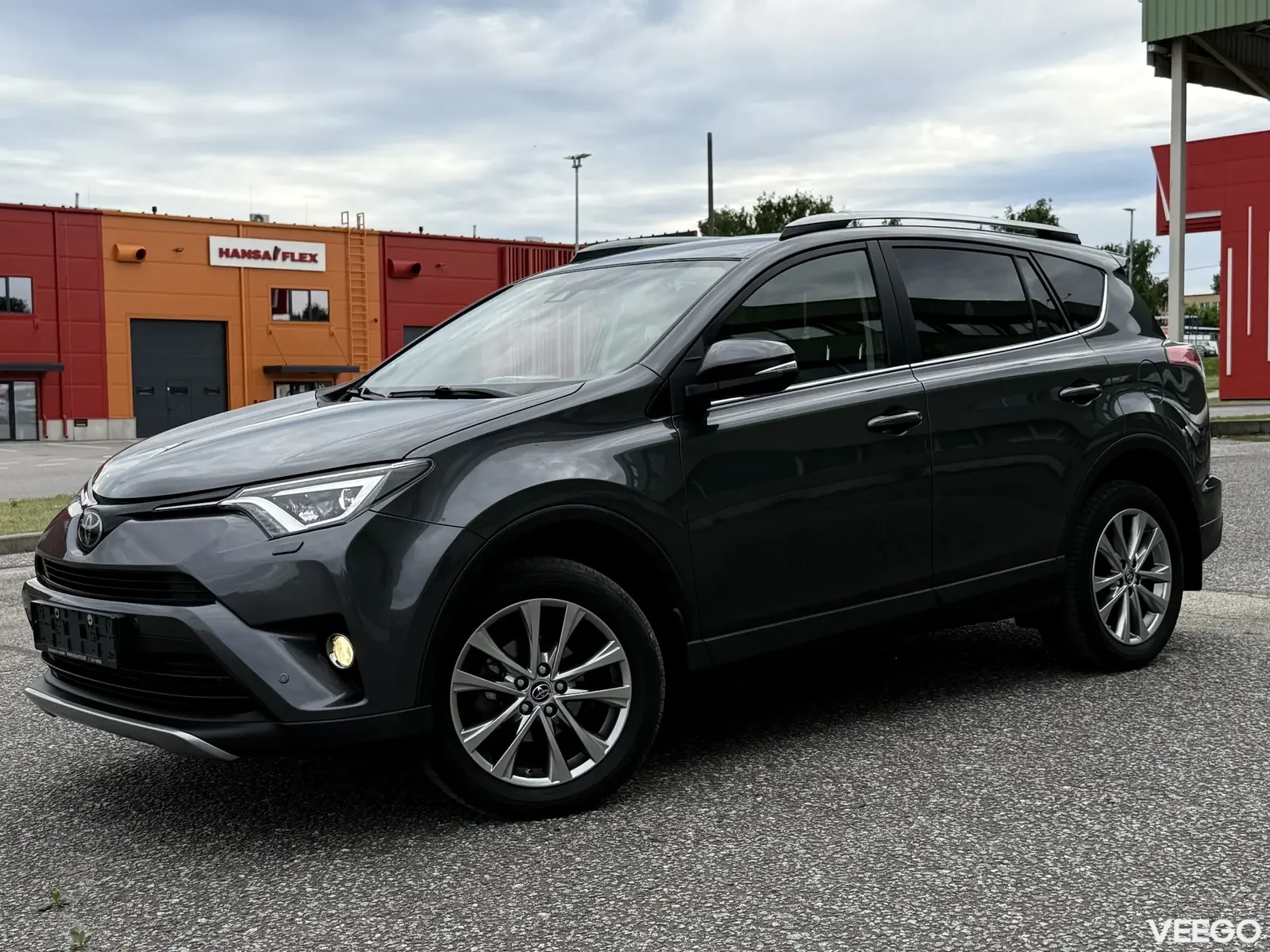 Toyota RAV4 Premium Plus 4x2 Facelift 2 105kW