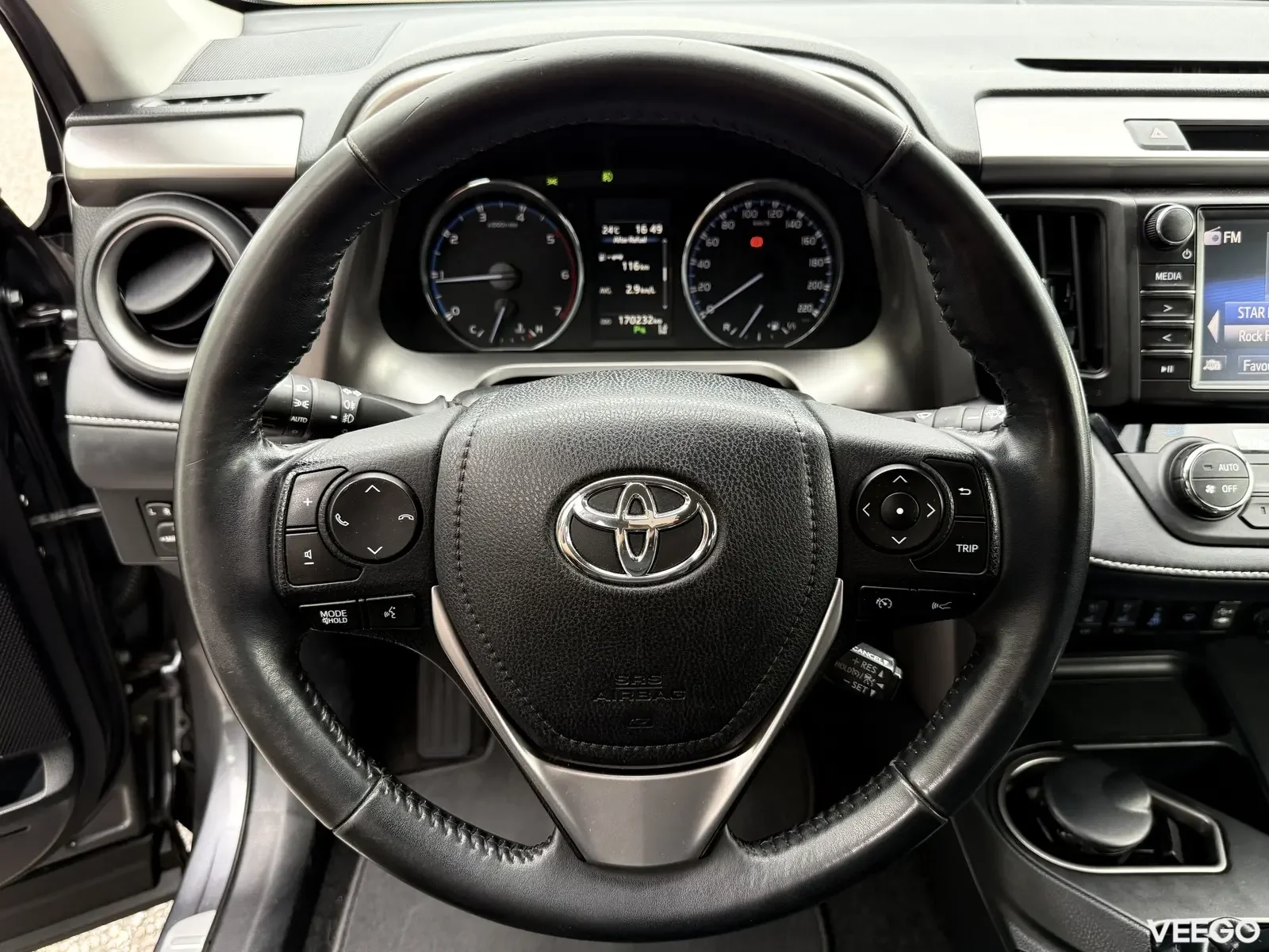 Toyota RAV4 Premium Plus 4x2 Facelift 2 105kW