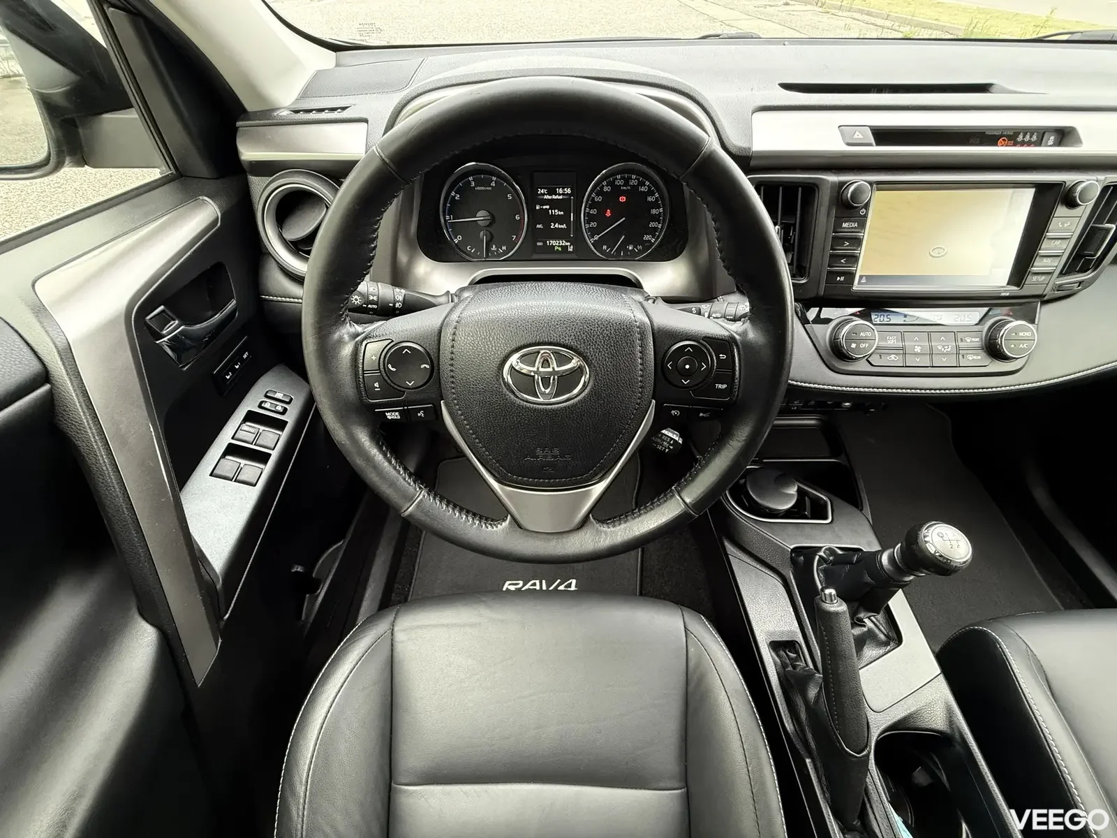 Toyota RAV4 Premium Plus 4x2 Facelift 2 105kW