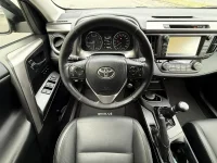 Toyota RAV4 Premium Plus 4x2 Facelift 2 105kW thumbnail