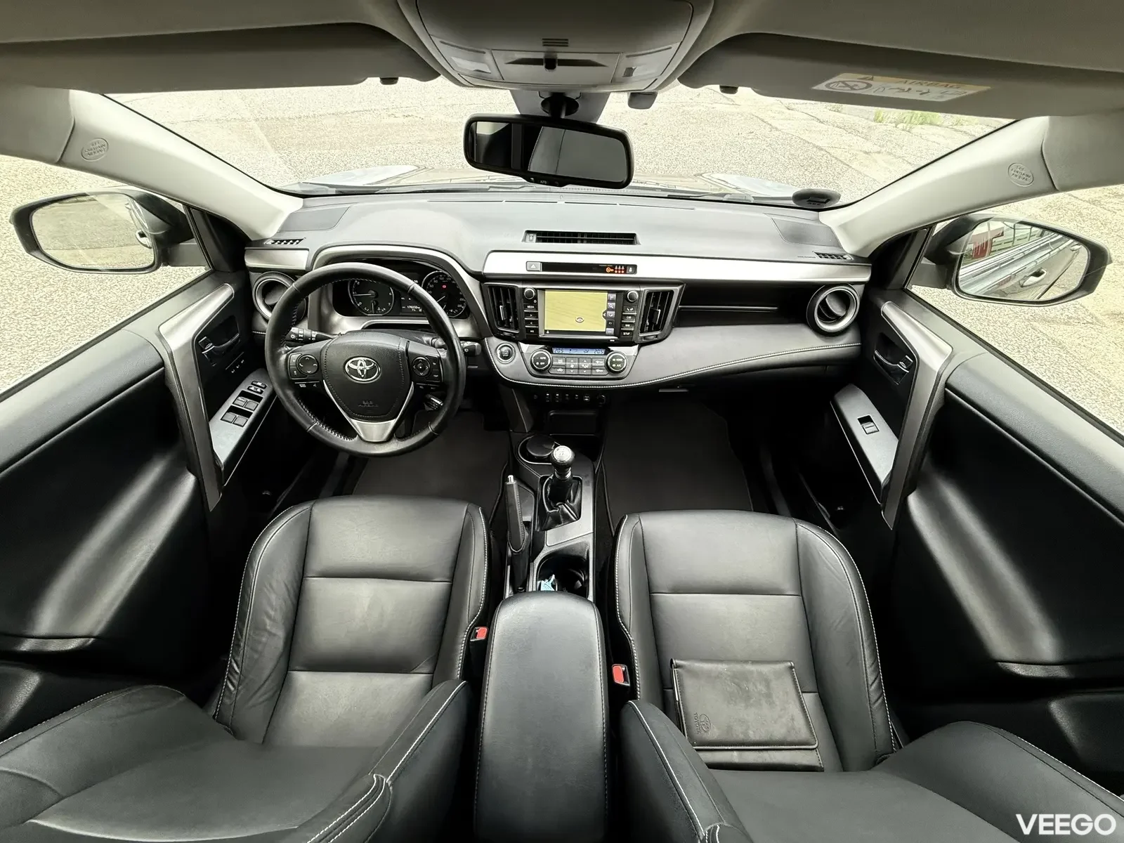 Toyota RAV4 Premium Plus 4x2 Facelift 2 105kW