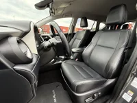 Toyota RAV4 Premium Plus 4x2 Facelift 2 105kW thumbnail