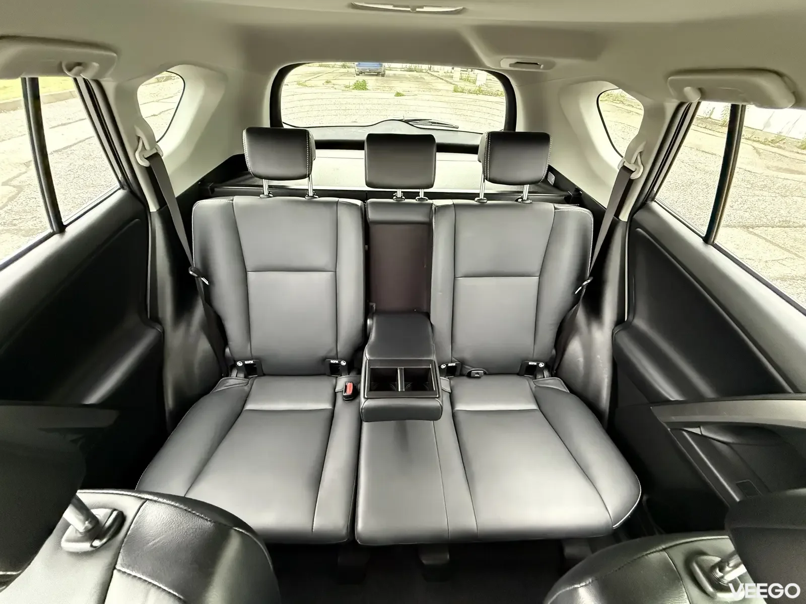 Toyota RAV4 Premium Plus 4x2 Facelift 2 105kW