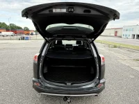 Toyota RAV4 Premium Plus 4x2 Facelift 2 105kW thumbnail
