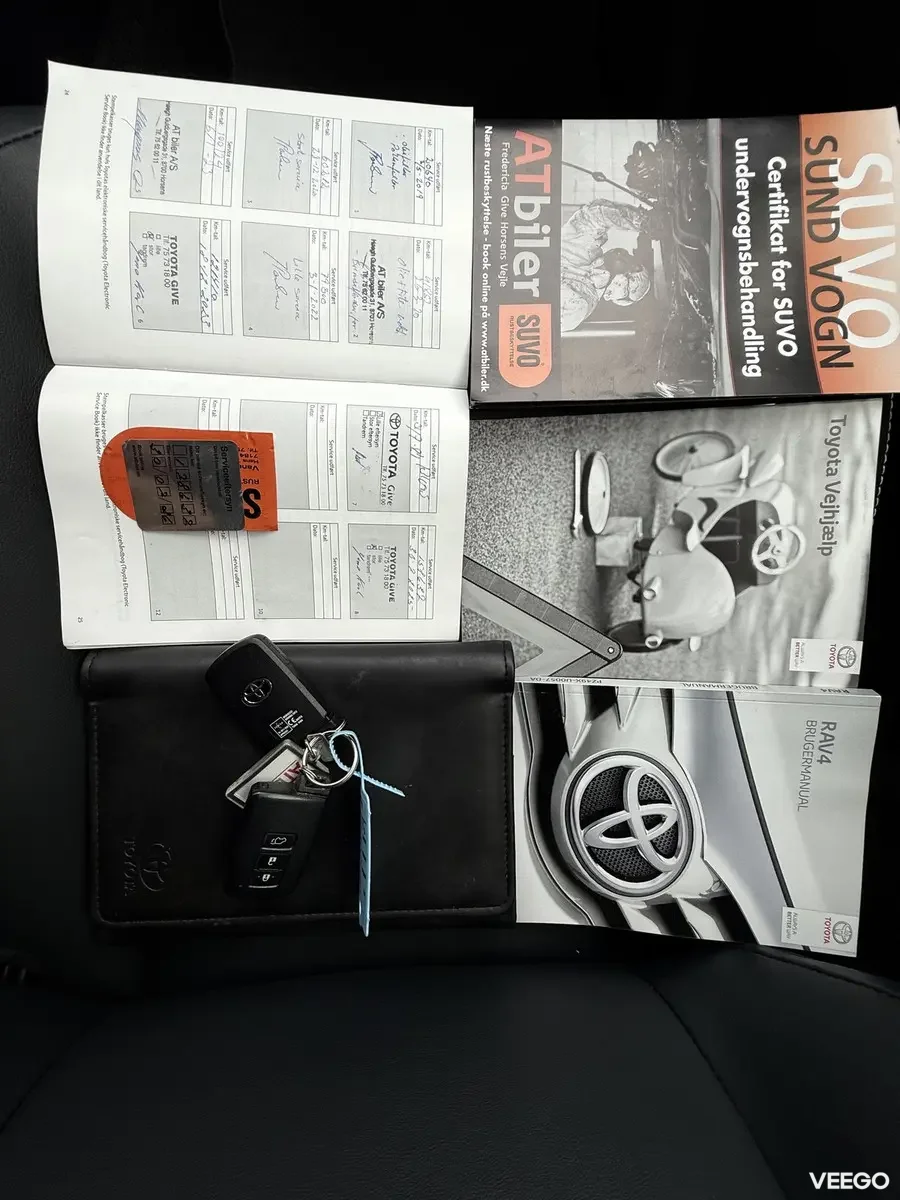Toyota RAV4 Premium Plus 4x2 Facelift 2 105kW