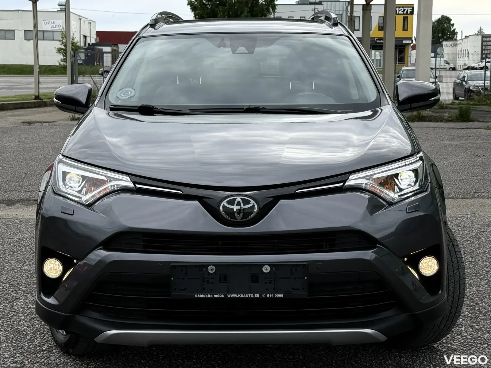 Toyota RAV4 Premium Plus 4x2 Facelift 2 105kW