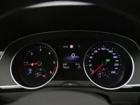 Volkswagen Passat 2 110kW thumbnail