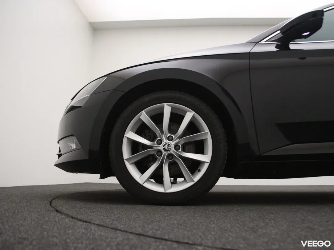 Skoda Superb 1.5 110kW