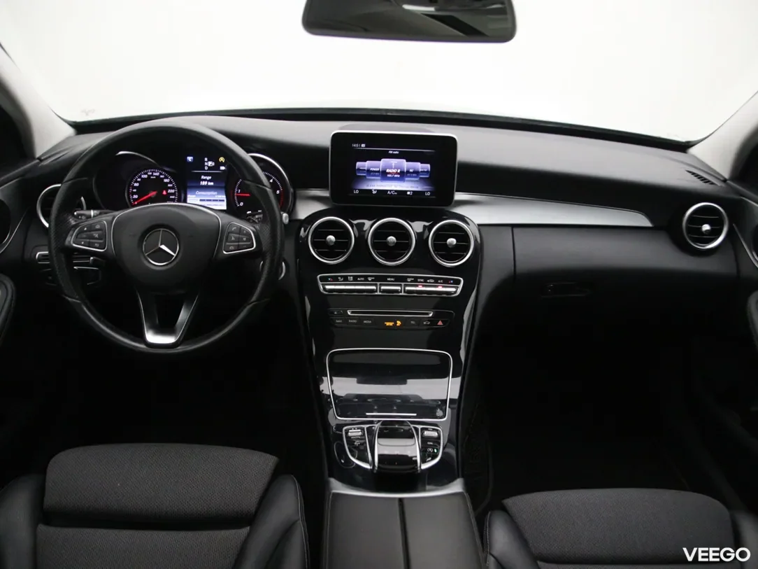 Mercedes-Benz C220 2.1 125kW