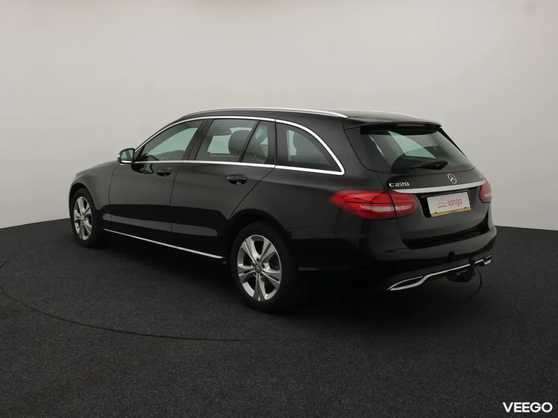 Mercedes-Benz C220 2.1 125kW