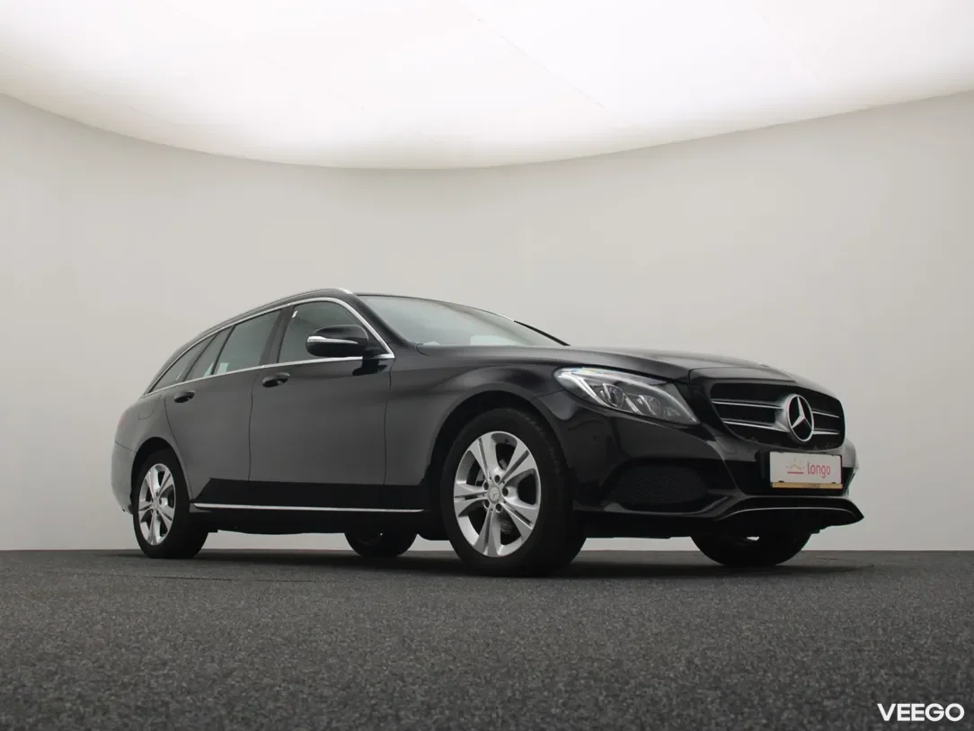 Mercedes-Benz C220 2.1 125kW