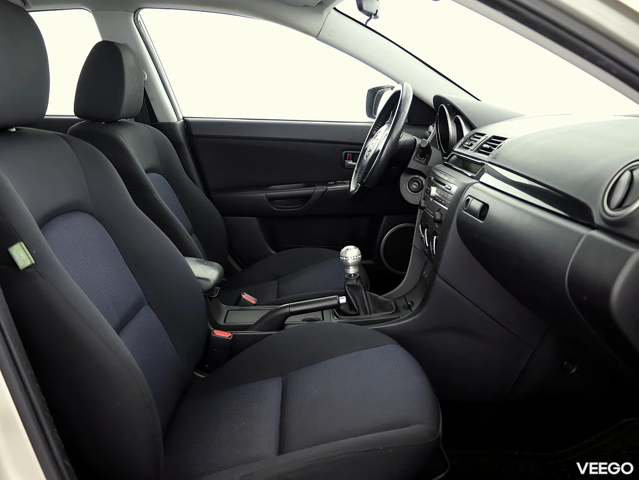 Mazda 3 1.6 77kW