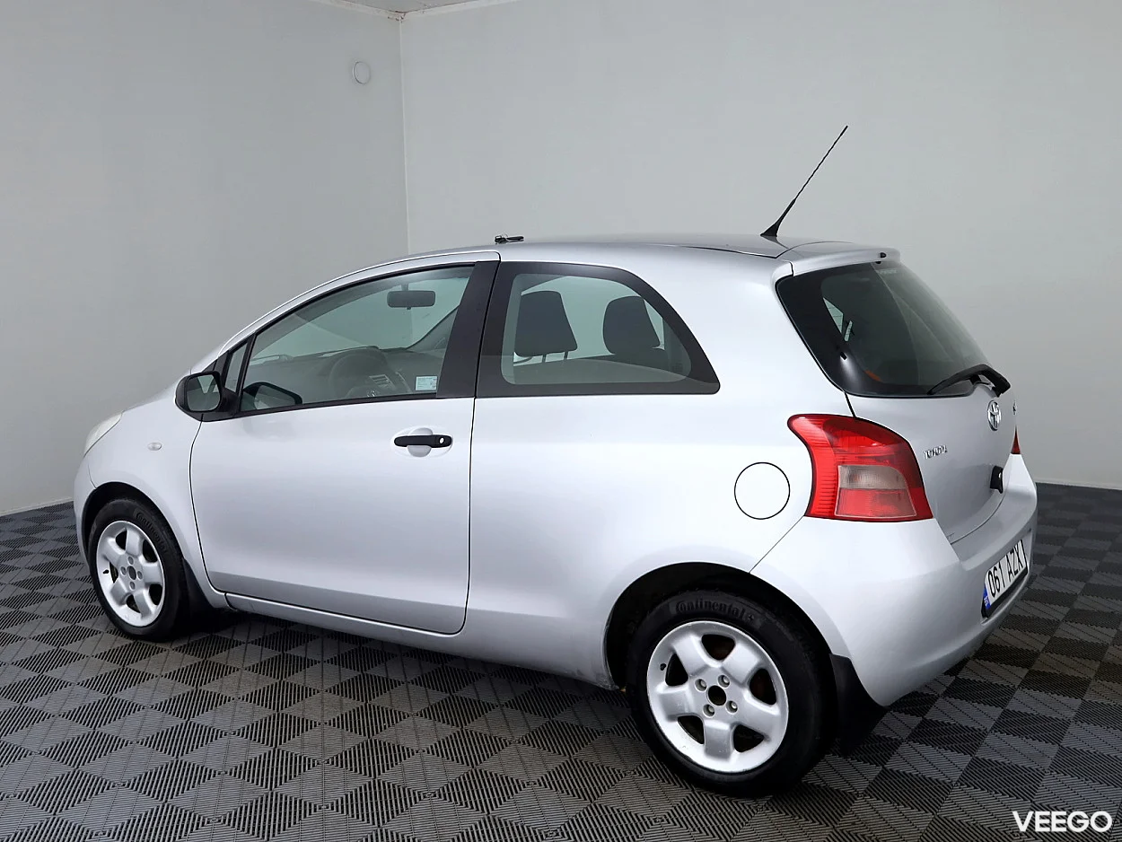 Toyota Yaris 1.3 64kW