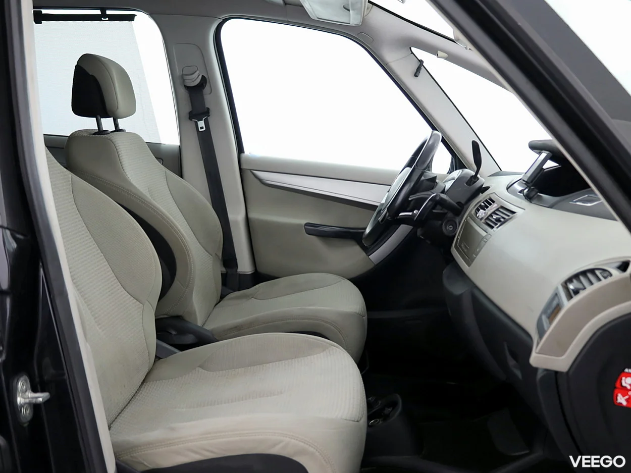Citroen C4 2.0 104kW