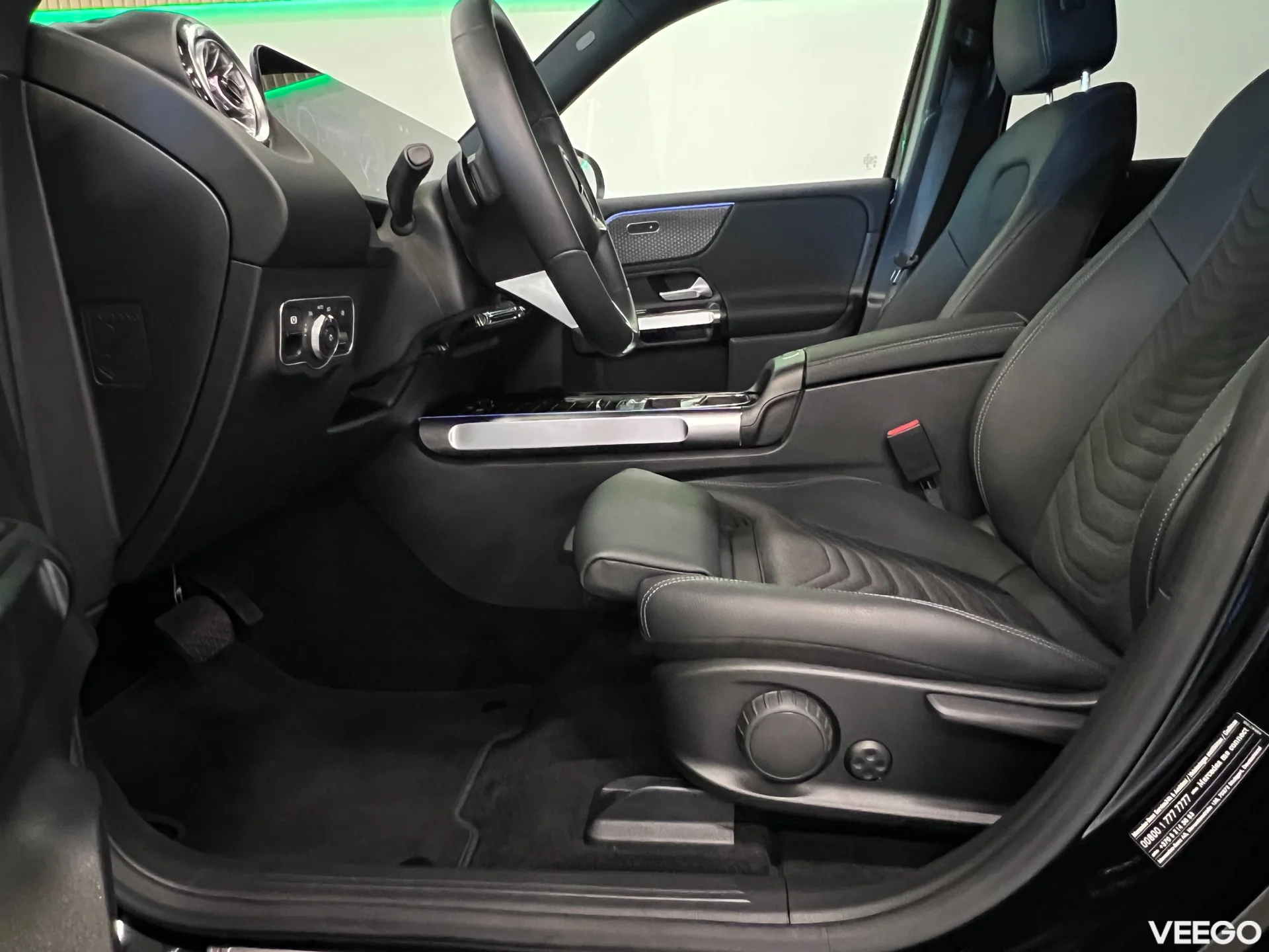 Mercedes-Benz EQB 300 4MATIC 4Matic 168kW