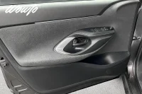 Toyota Yaris Cross Hybrid AWD-i e-CVT 116HK /B-Kamera /Moms 85kW thumbnail