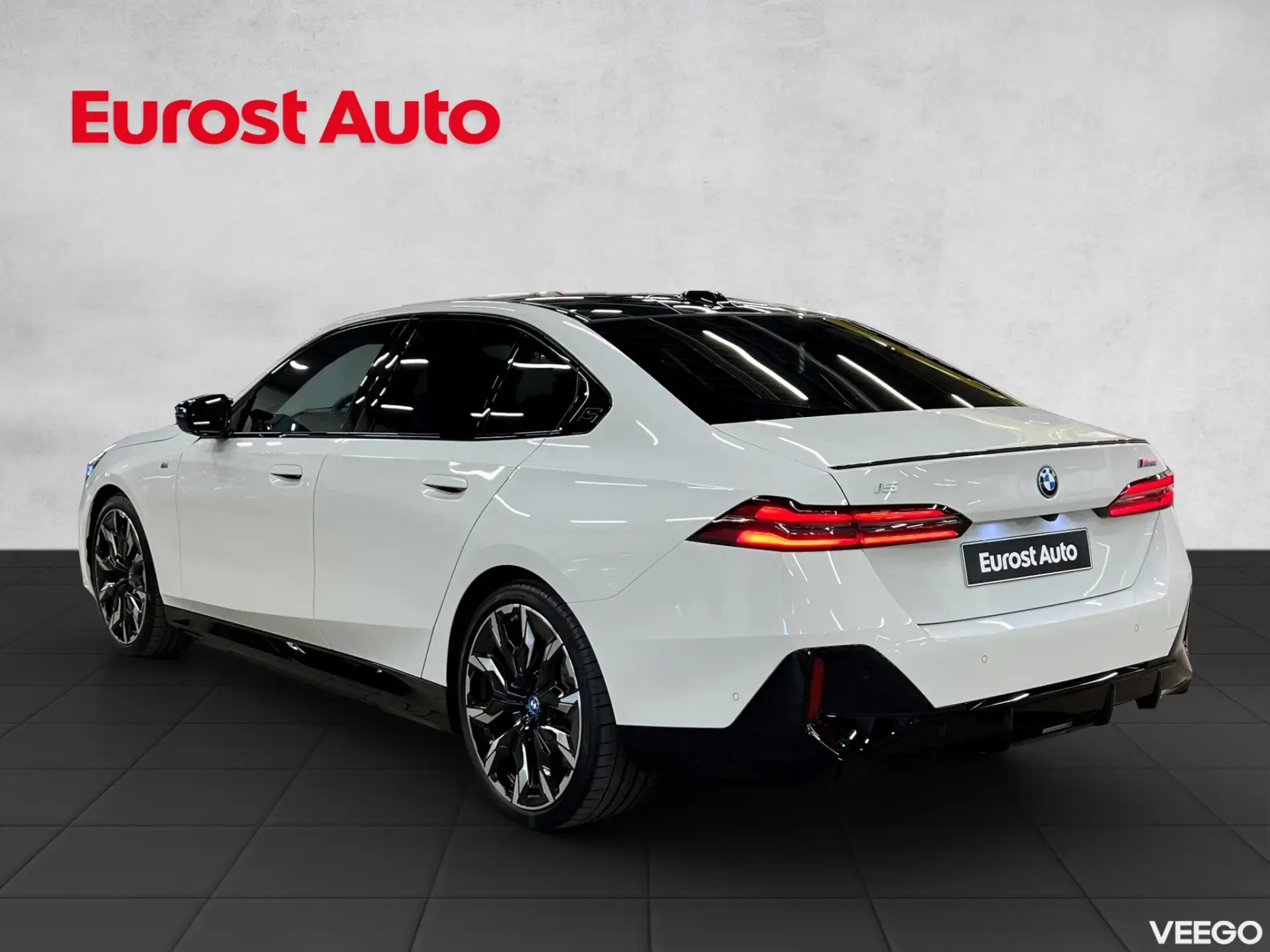 BMW i5 M60 0.0 442kW