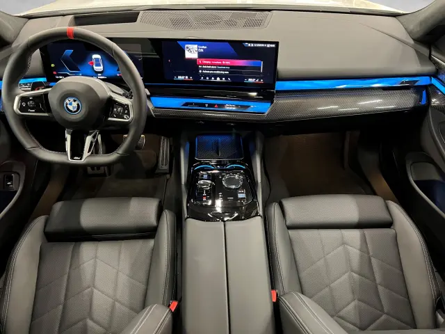 Image of BMW i5 M60 0.0 442kW