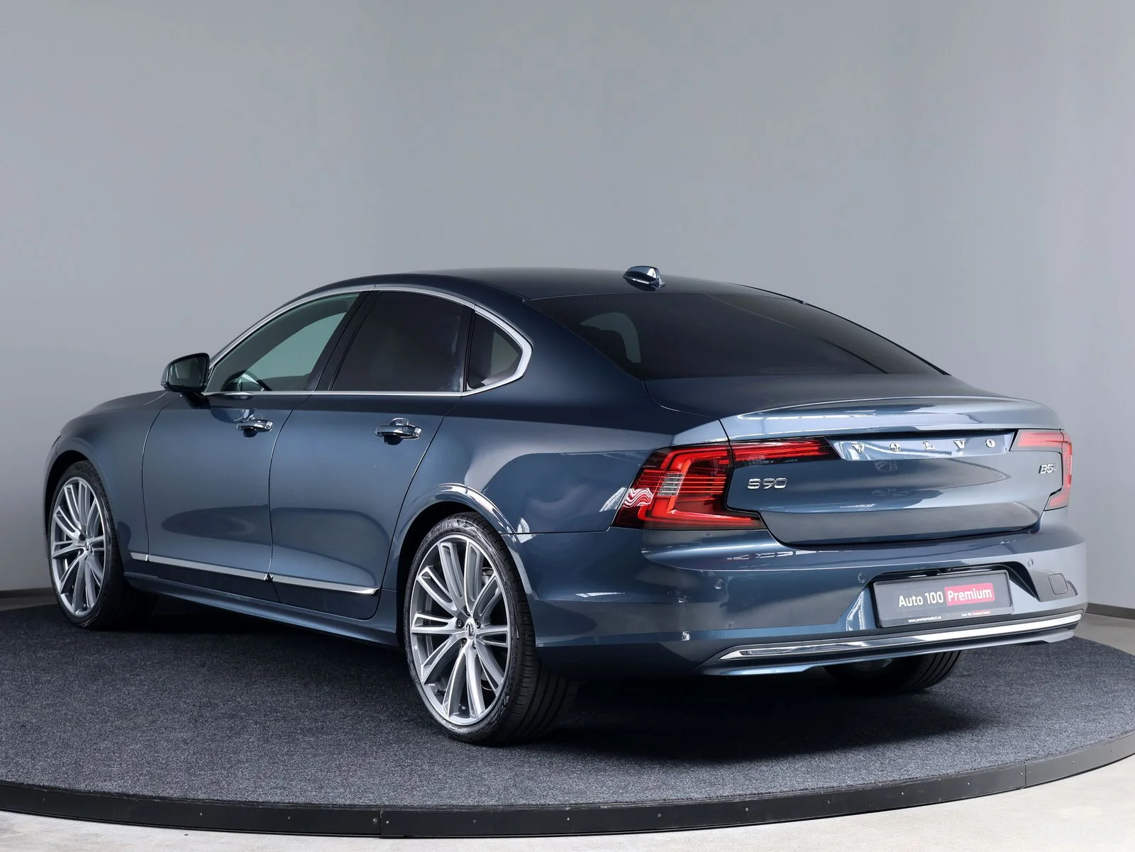 Volvo S90 INSCRIPTION AWD 173kW