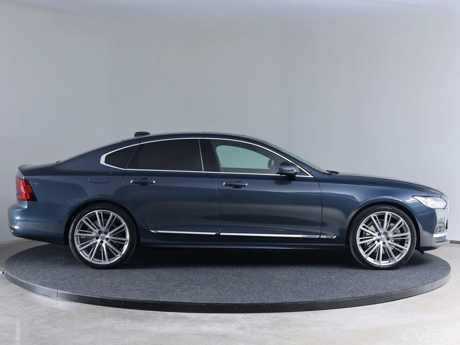 Volvo S90 INSCRIPTION AWD 173kW