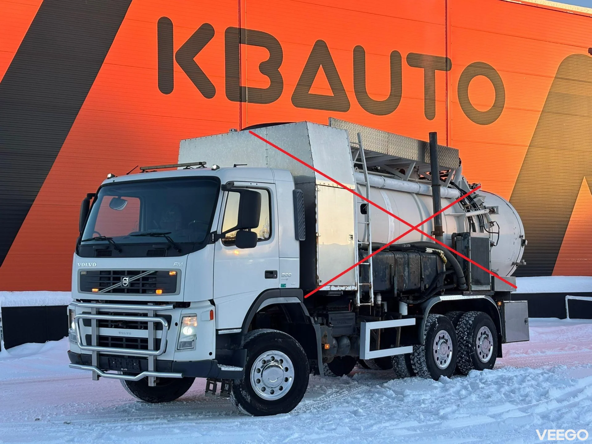 Volvo FM300 FOR SALE AS CHASSIS / ONLY 189215 km ! 226kW