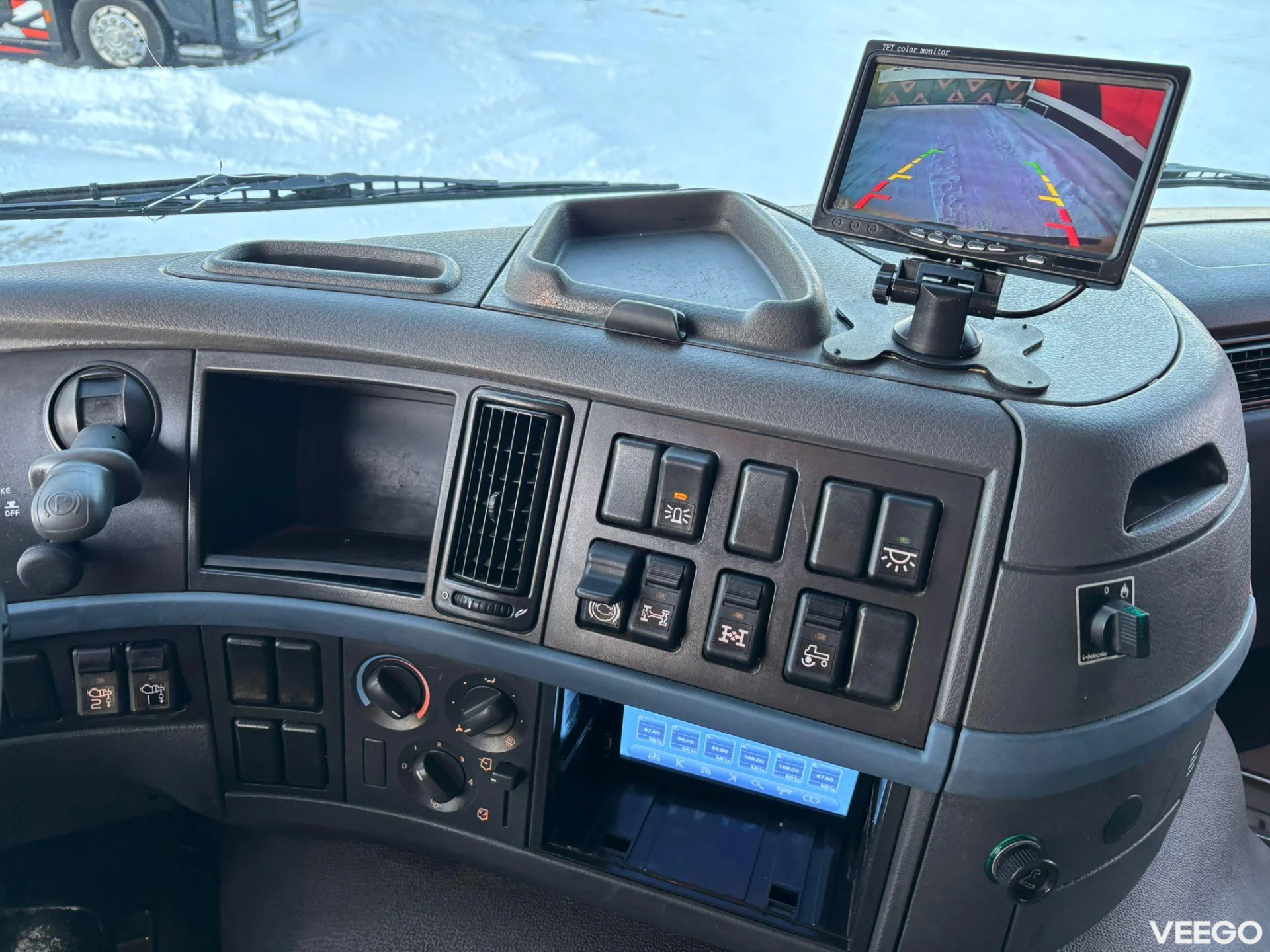 Volvo FM300 FOR SALE AS CHASSIS / ONLY 189215 km ! 226kW