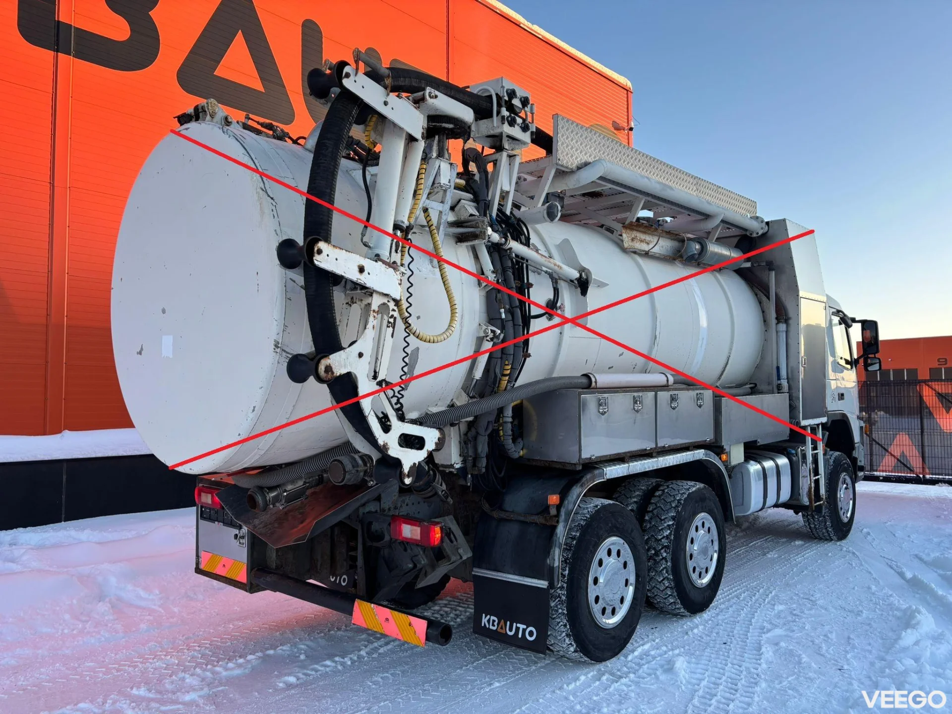 Volvo FM300 FOR SALE AS CHASSIS / ONLY 189215 km ! 226kW