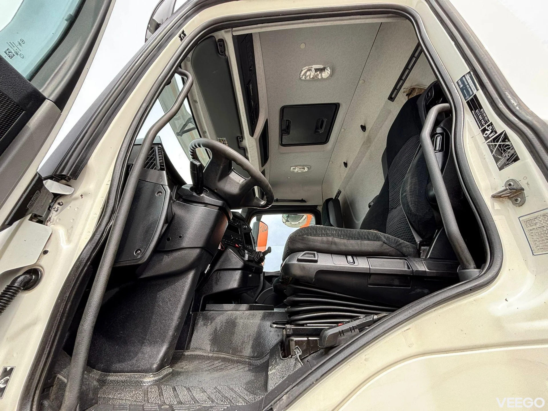 Mercedes-Benz Antos FOR SALE AS CHASSIS 360kW
