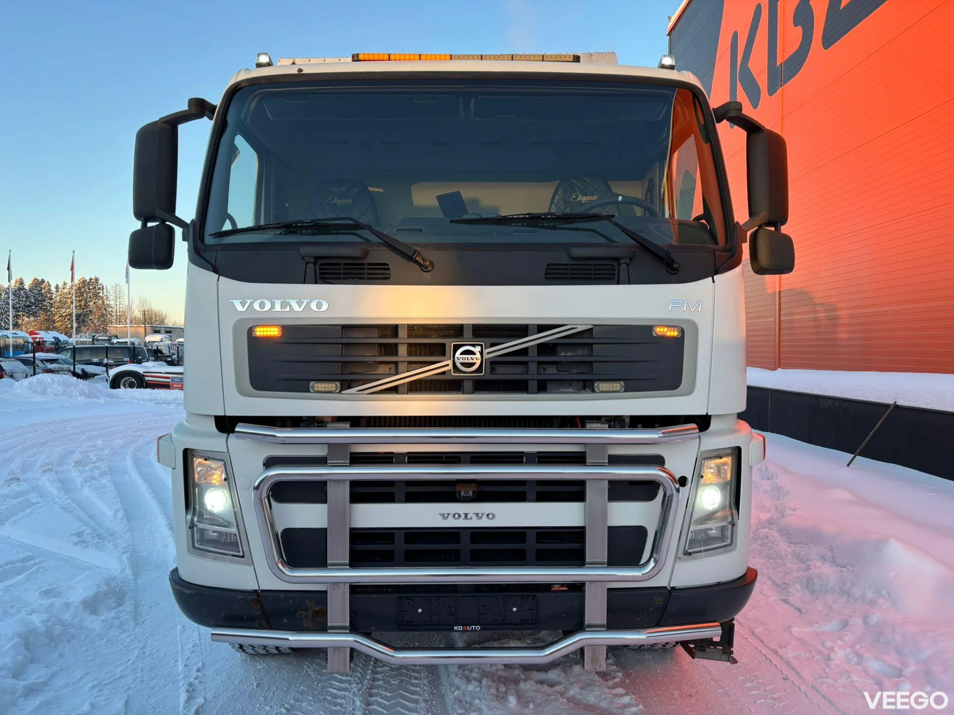 Volvo FM300 FOR SALE AS CHASSIS / ONLY 189215 km ! 226kW