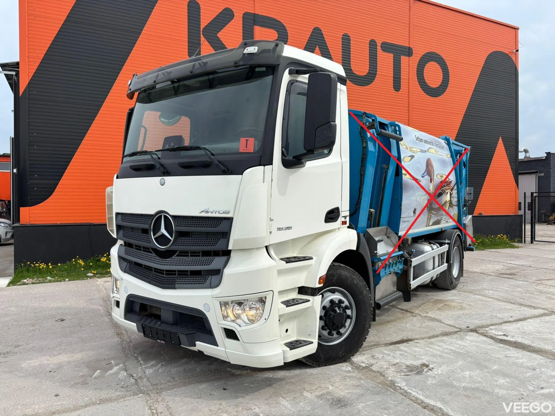 Mercedes-Benz Antos FOR SALE AS CHASSIS 360kW