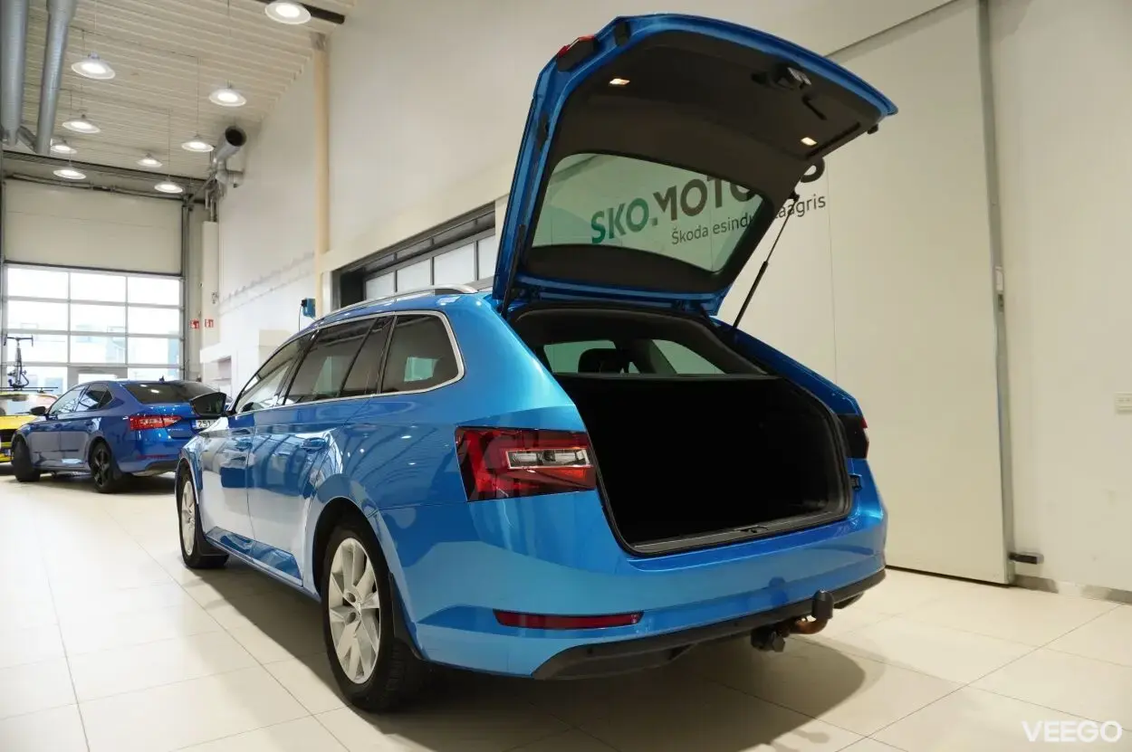 Skoda Superb AMBITION COMBI 1.5 110kW
