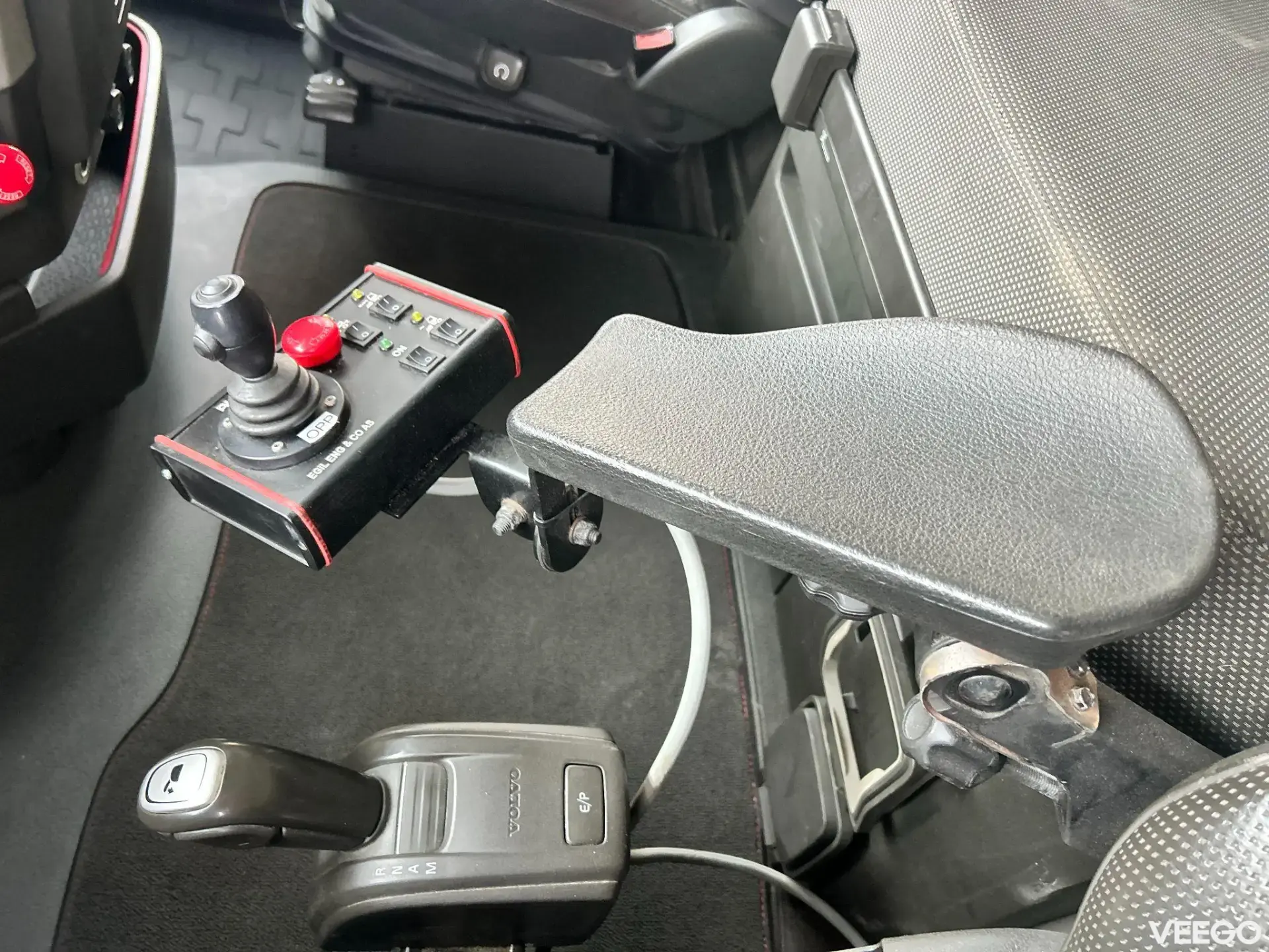 Volvo FH540 6X4 EURO6 + RETARDER + LIFTING AXLE 405kW