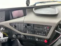 Volvo FH540 6X4 EURO6 + RETARDER + LIFTING AXLE 405kW thumbnail