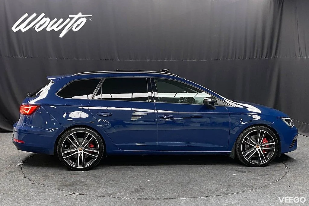 Seat Leon Cupra ST 2.0 TSI 4DRIVE DSG 300HK /Pano /Beats 221kW