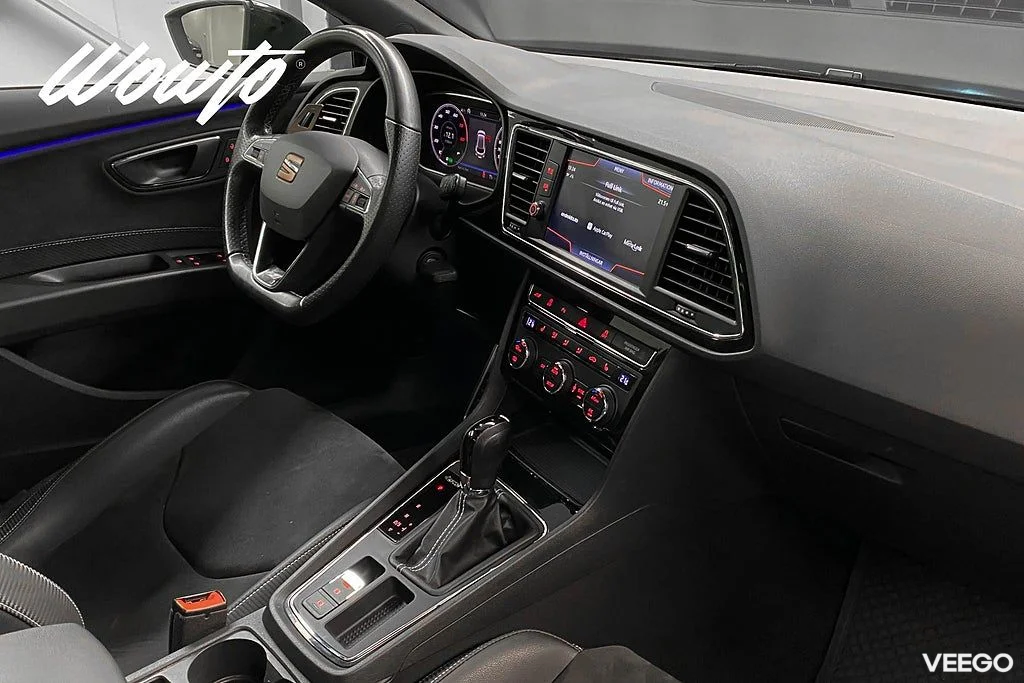 Seat Leon Cupra ST 2.0 TSI 4DRIVE DSG 300HK /Pano /Beats 221kW