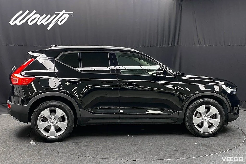 Volvo XC40 T4 AWD 190HK Momentum /Värmare /Moms 140kW