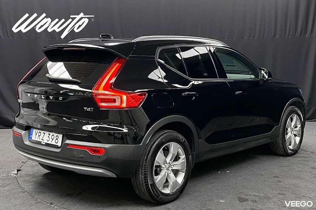 Volvo XC40 T4 AWD 190HK Momentum /Värmare /Moms 140kW