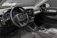 Volvo XC40 T4 AWD 190HK Momentum /Värmare /Moms 140kW thumbnail