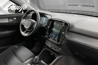 Volvo XC40 T4 AWD 190HK Momentum /Värmare /Moms 140kW thumbnail