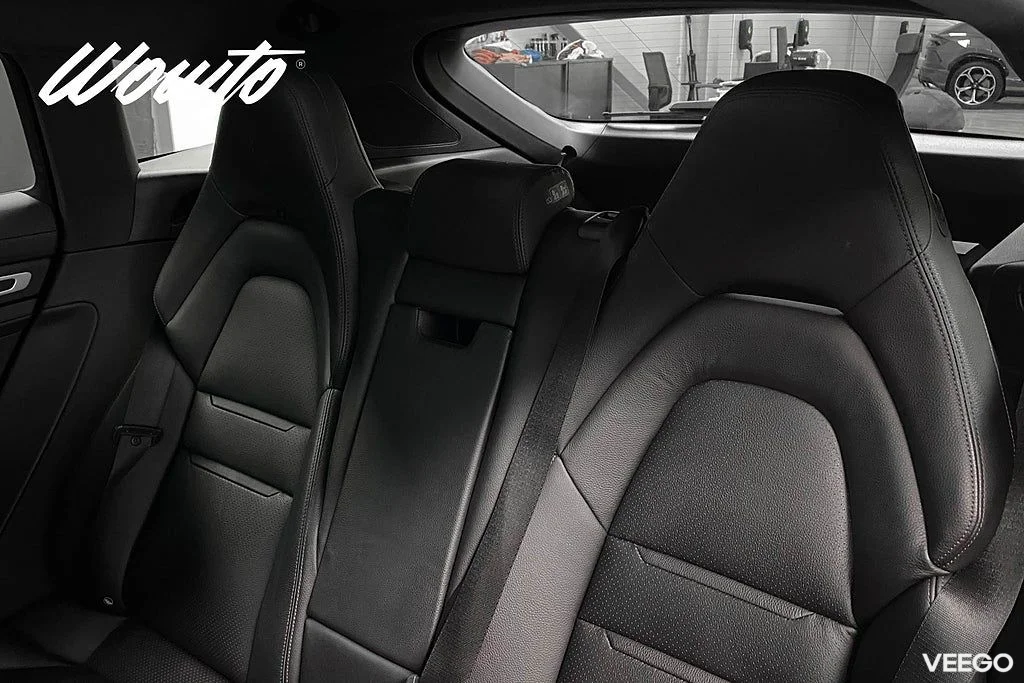 Porsche Panamera 4 E-Hybrid Sport Turismo PDK 462HK Platinum Edt/Se Spec 340kW