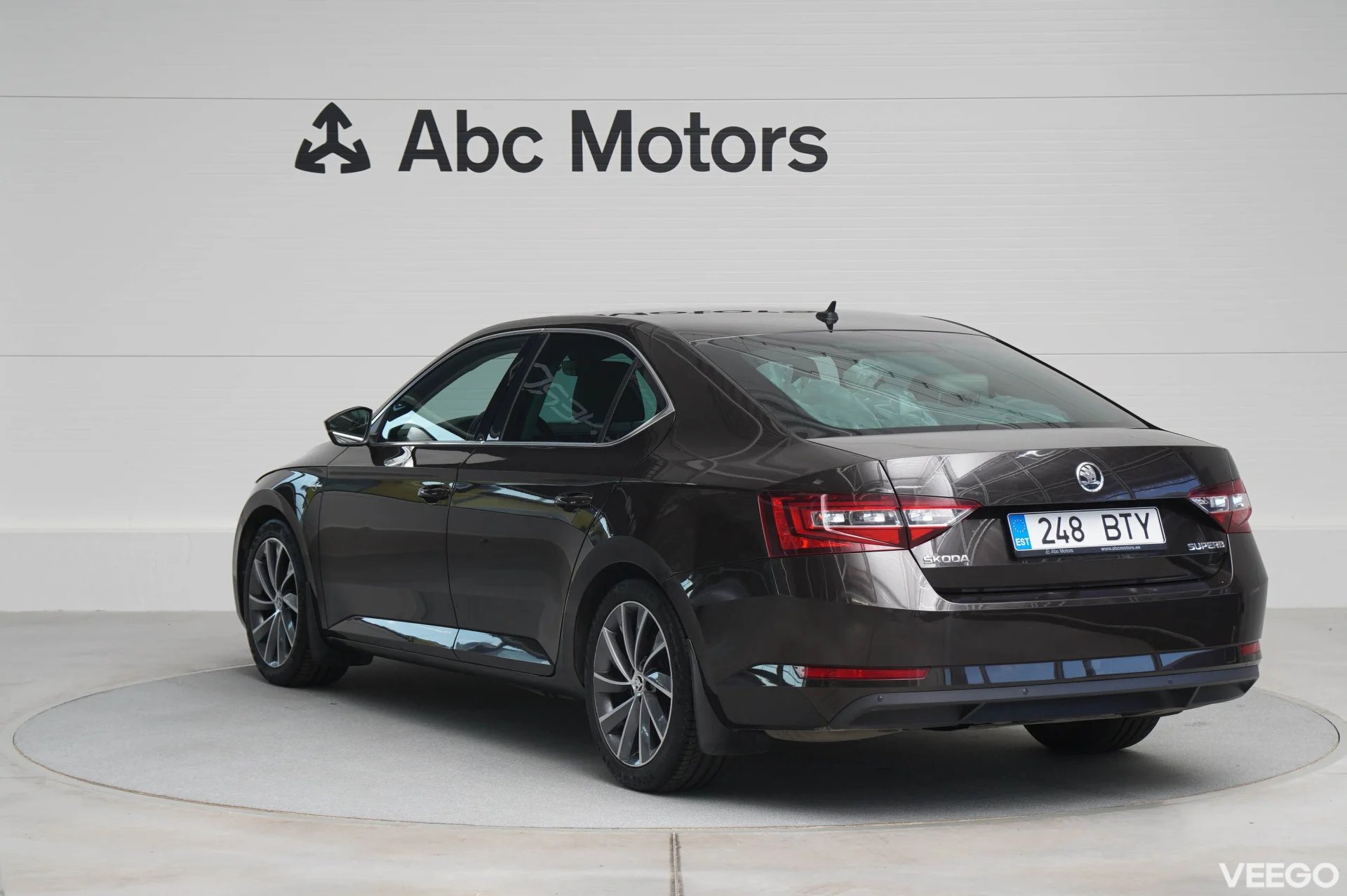 Skoda Superb Laurin&Klement 1.8 132kW