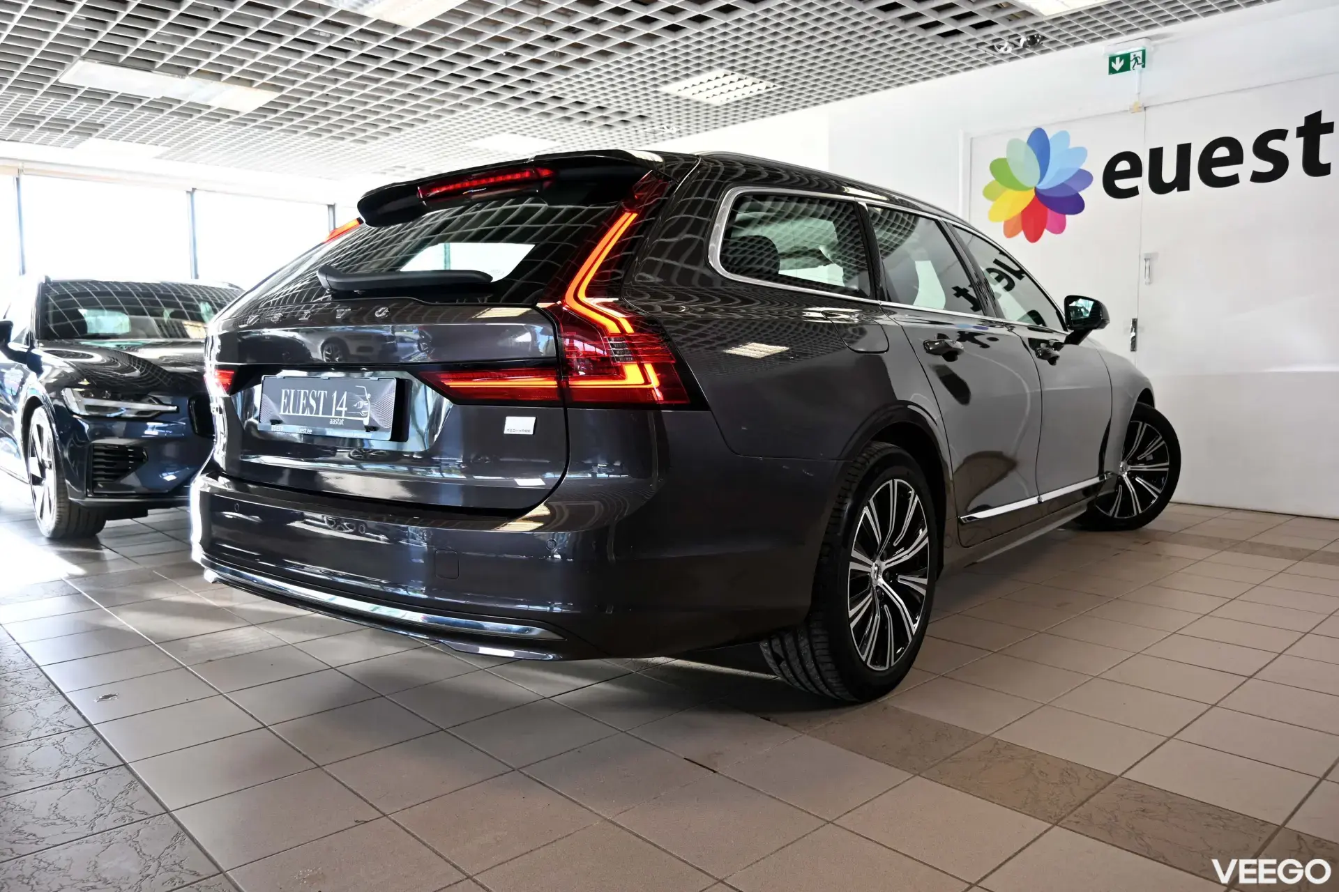 Volvo V90 AWD INSCRIPTION EXPRESSION INTELLI FACELIFT 2 251kW