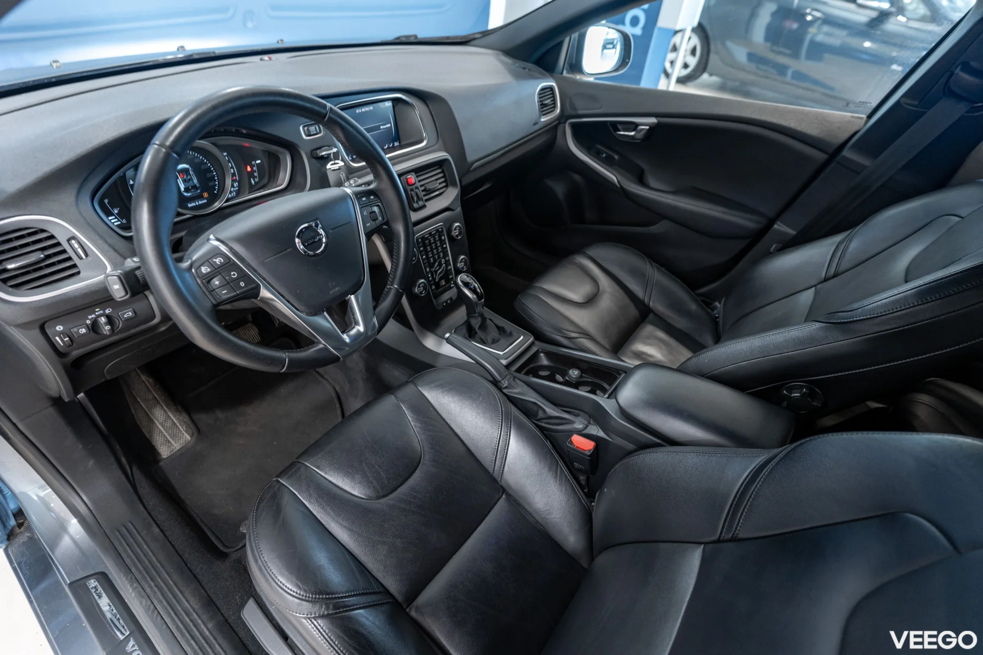 Volvo V40 BUSINESS PACK PRO D3 2 110kW