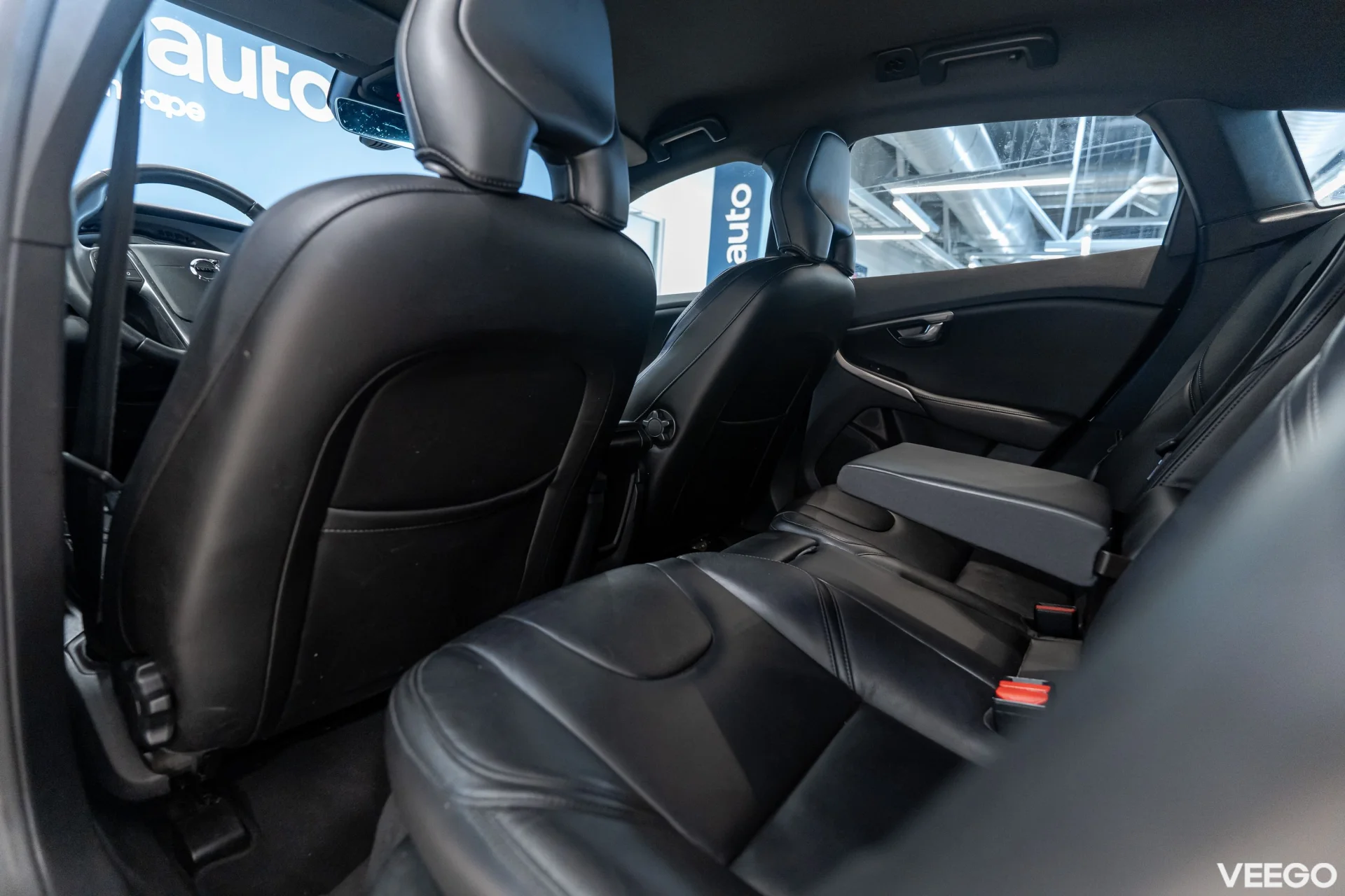 Volvo V40 BUSINESS PACK PRO D3 2 110kW