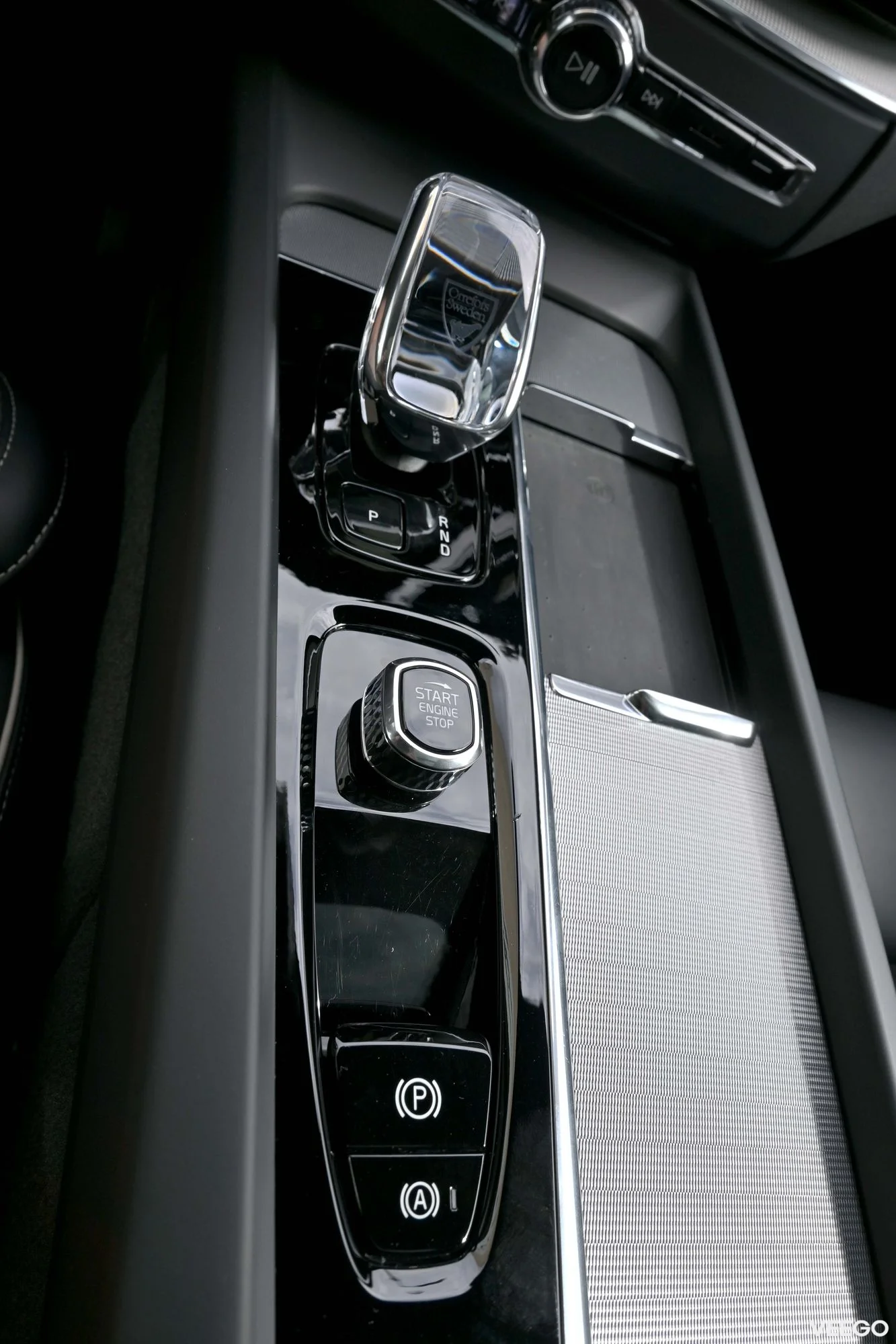 Volvo XC60 AWD H&K ULTIMATE DARK INTELLI SAFE 2 293kW
