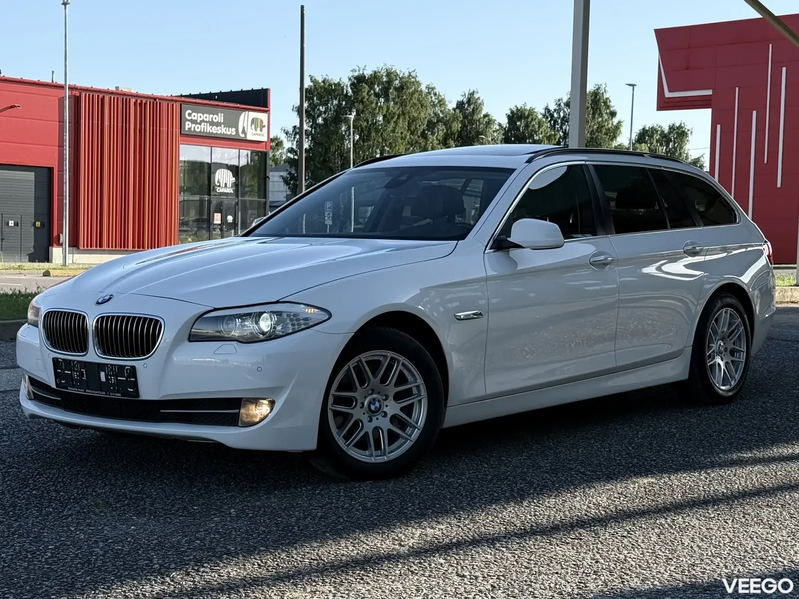 BMW 530 Touring Individual M-Sportpakett 3 190kW